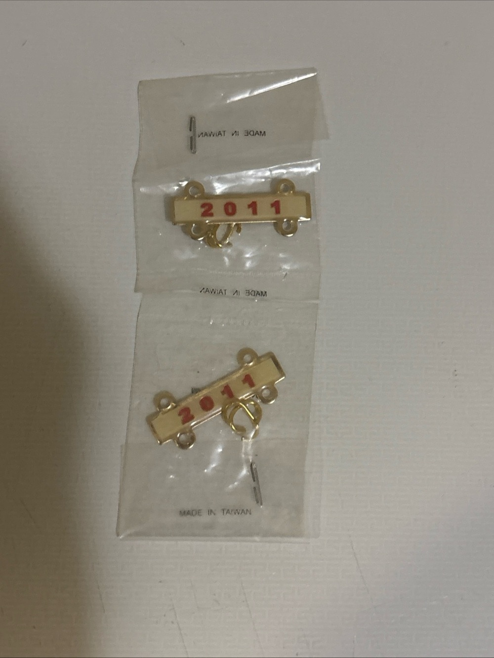 Vintage 2011 Gold Tone Enamel Year Bar Citation Pin Red Infill NIP